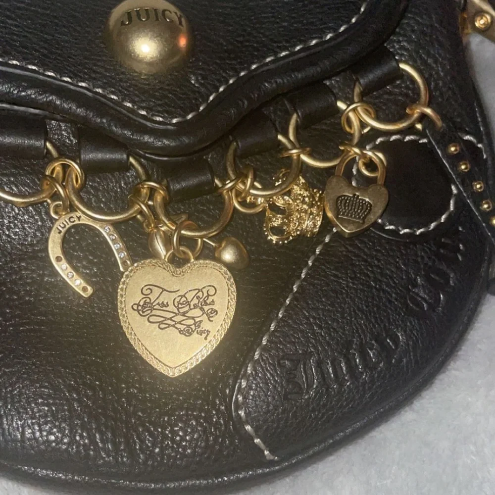 Vintage Juicy Couture Black Leather Shoulder Bag - Picture 2 of 3
